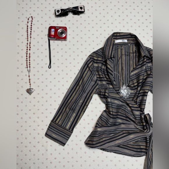 Top - Picture 5 of 6